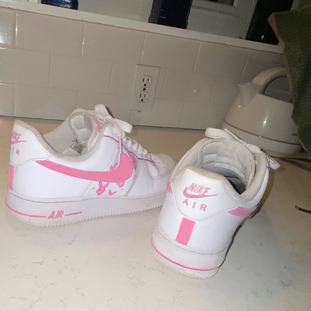 Lightly used af1, custom painted.